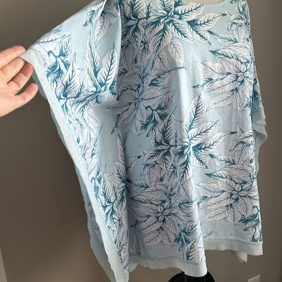 Cynthia Rowley Women’s Linen Blend Tunic Top 1X Blue Floral Poncho Mesh Trim - Picture 4 of 7